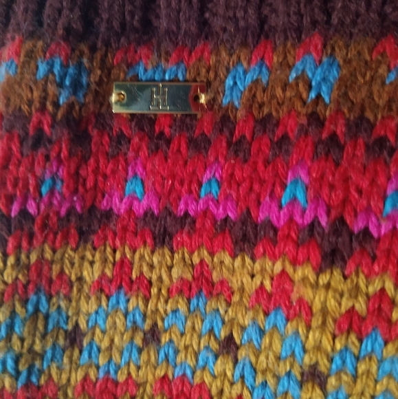 Tommy Hilfiger sweater - Picture 4 of 4